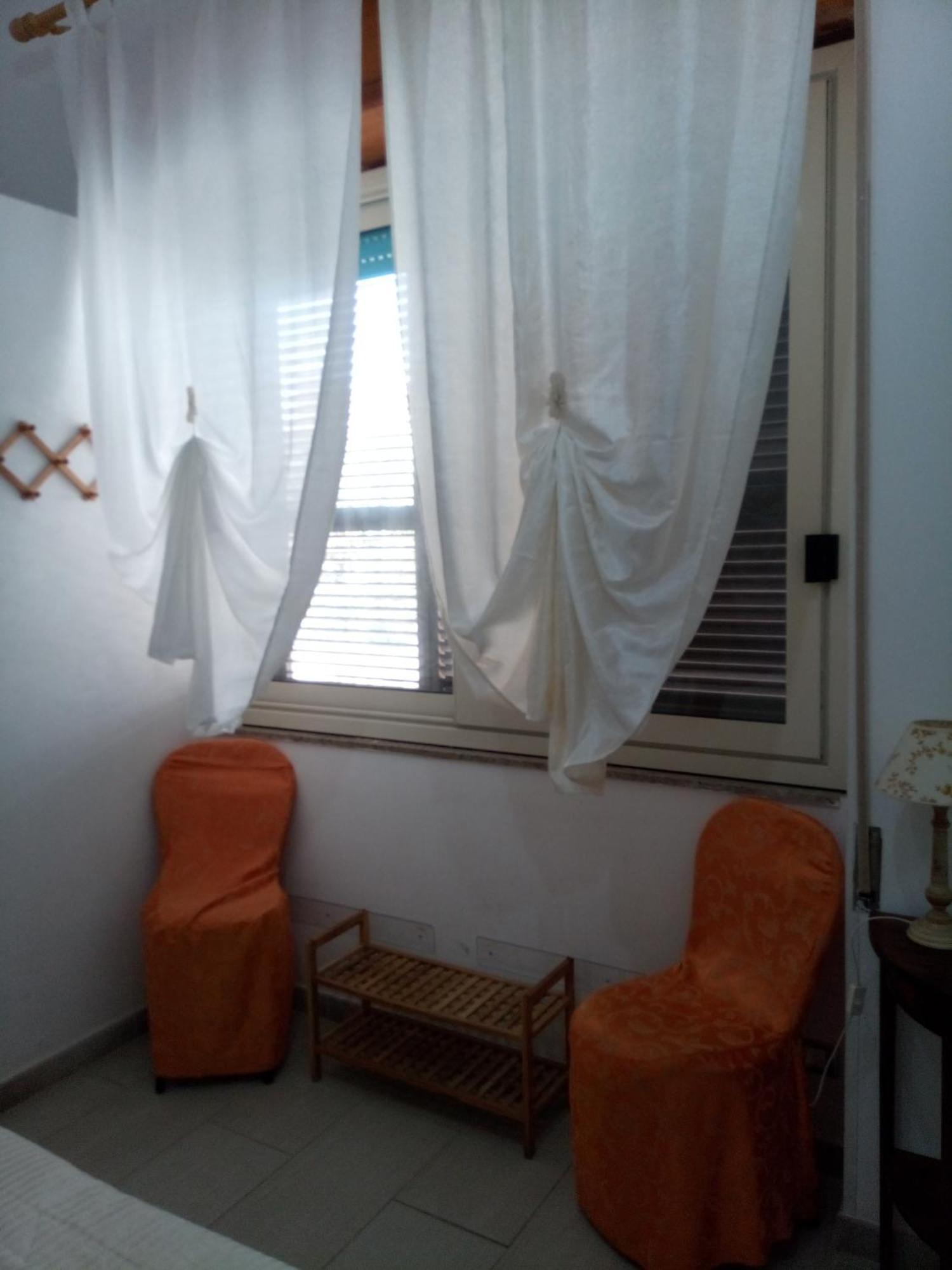 Casa Rosati Bed & Breakfast Sampieri Ruang foto